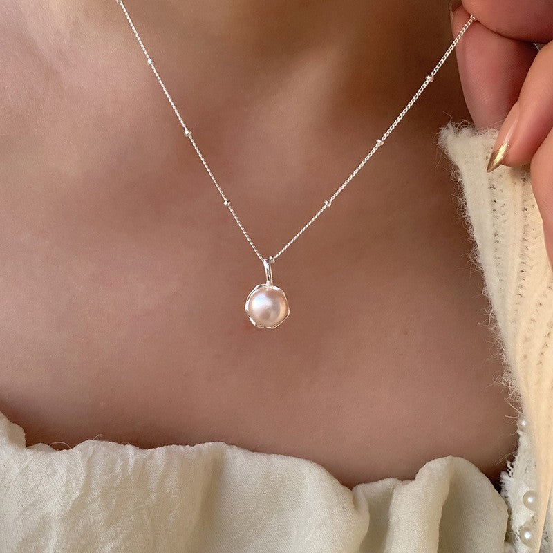 Neckless
